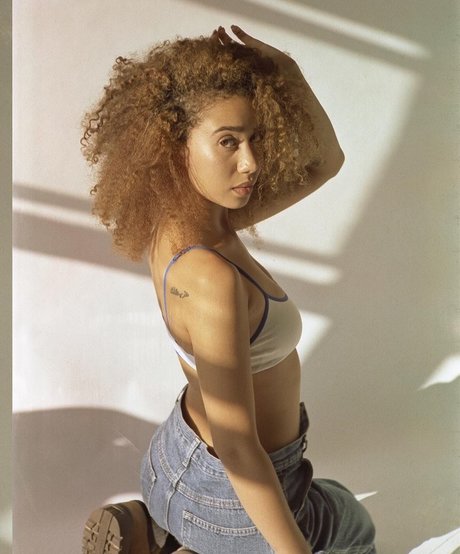 xulanichristine model sex image