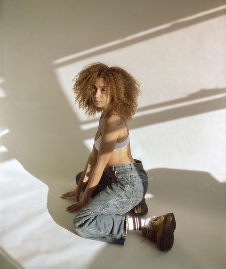 skinny babe onlyfans free naked photo