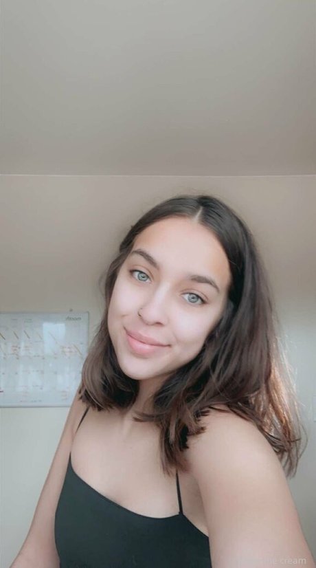 rhyrhyie star high quality picture