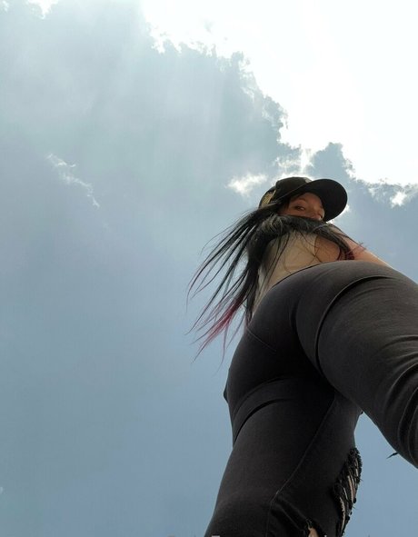 bbyg ivory naked star gallery