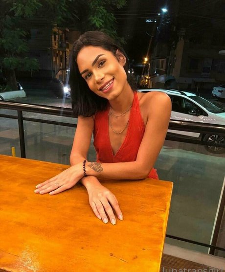 lunalacerda adult model pic