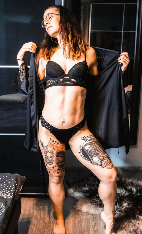 ma belle pornstar naked gallery