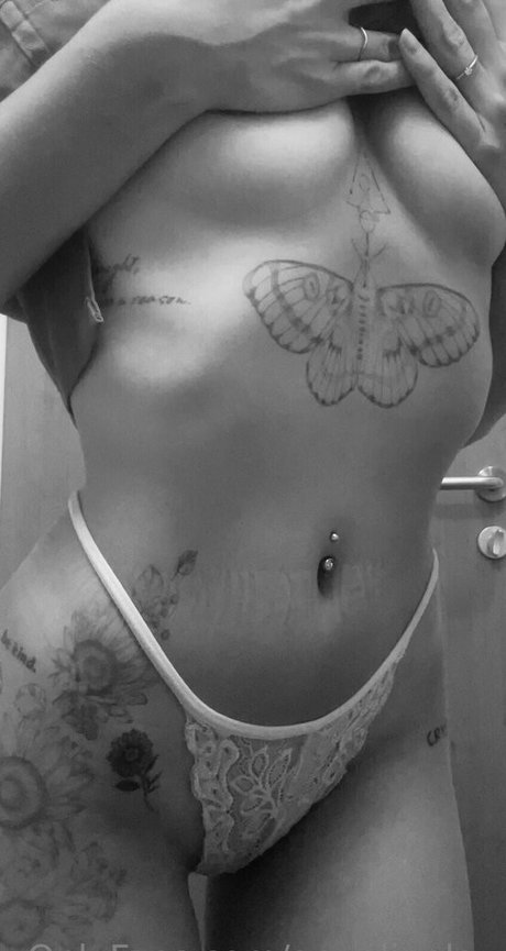 angelinalay hot star img