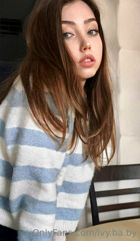 stepdaughter onlyfans nude photo