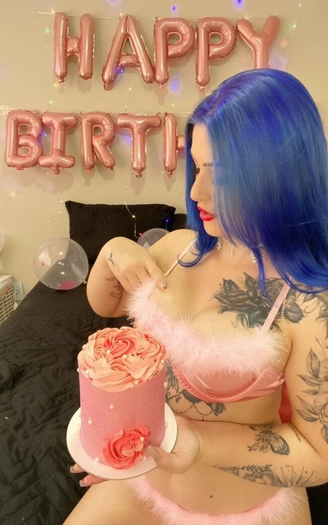 lizabluefree art pornstar archive