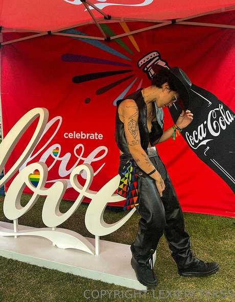 Lexiepeterss pretty actress image