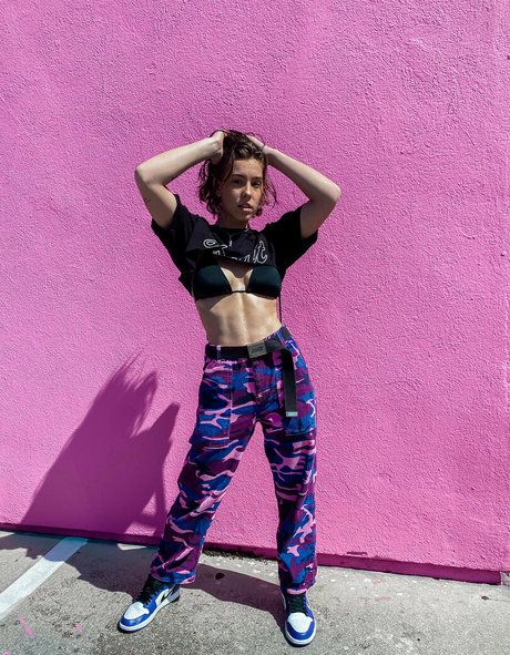 Lexiepeterss star exclusive gallery