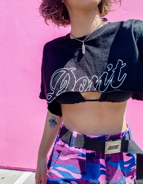 Lexiepeterss Profile pic