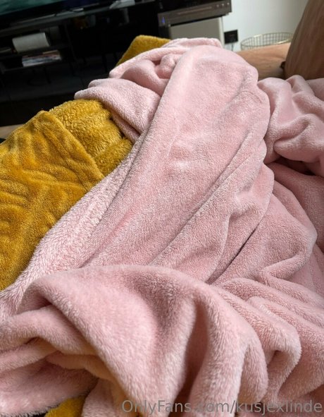 kusjexlinde xxx model galleries