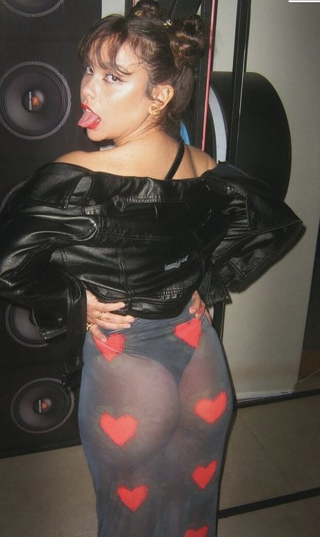 Bruna16 model sexy picture