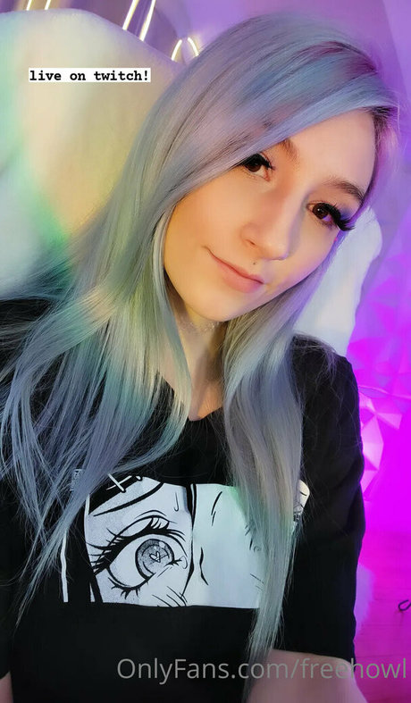 freehowl exclusive actress images