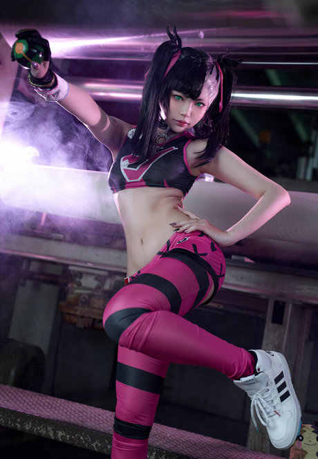 ZinieQ pornstar sexy picture