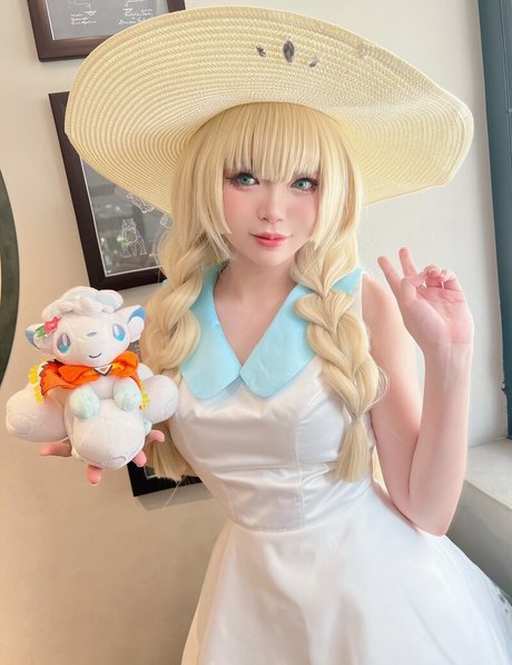 ZinieQ beautiful pornstar pic