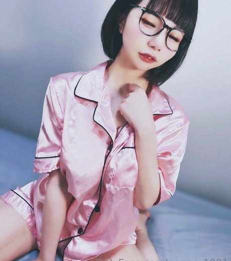 nenne 1001 star naked img