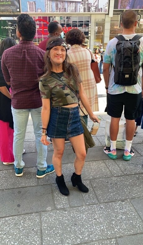 queenbracee beautiful star pic