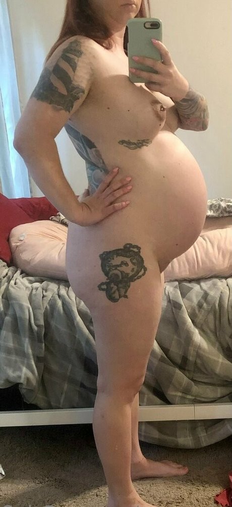 preggosauruspeach exclusive pornstar photo