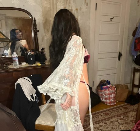 Bea Miller xxx star images