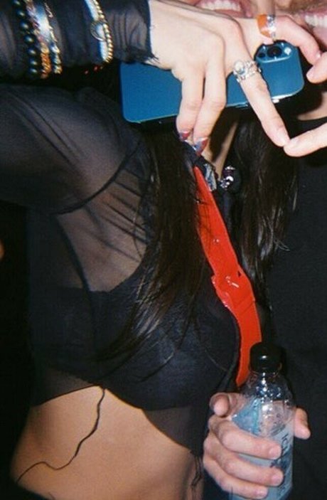 Antocarlesii nude star galleries