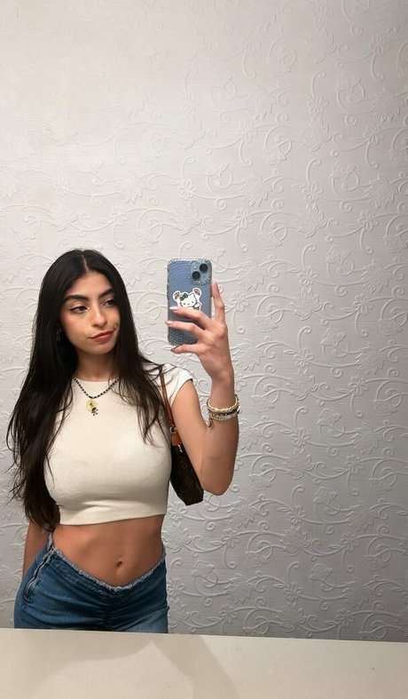 Antocarlesii pornographic star img