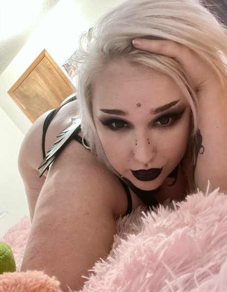 leesuhhh model best img