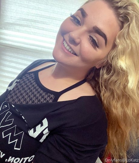 loganmilf art actress photos