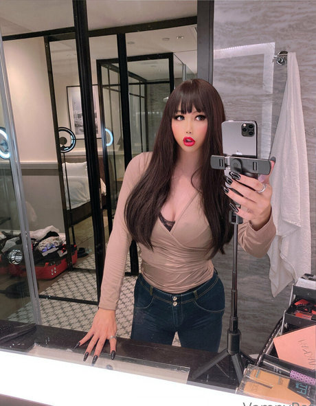 vampypat pretty pornstar picture