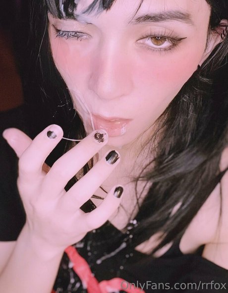 rrfox pretty pornstar archive