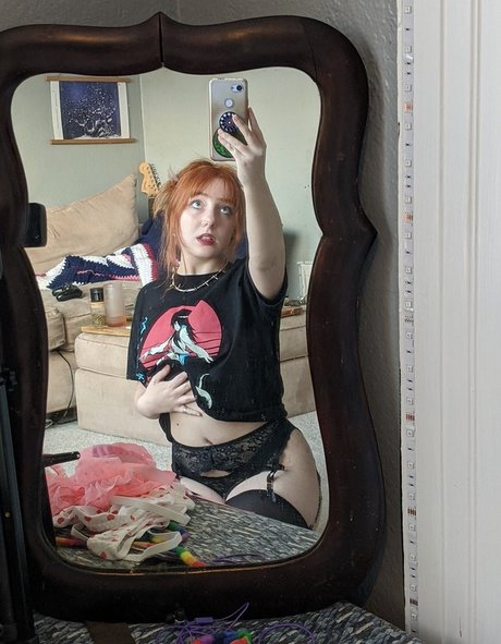 adulteressamber model pretty picture