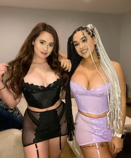 skinny ebony onlyfans xxx photos