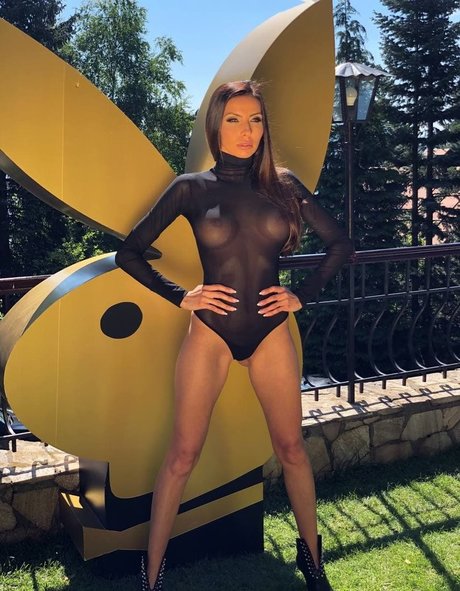 Diana Gabrovska sexy star img