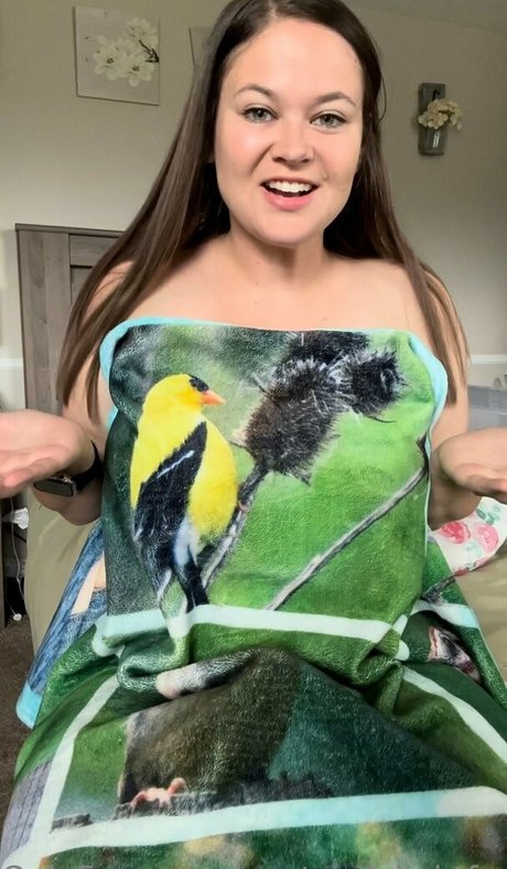 peytondelightfree exclusive star pics