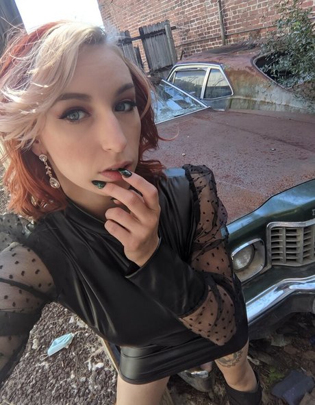 thepigeonbrat naked pornstar pics