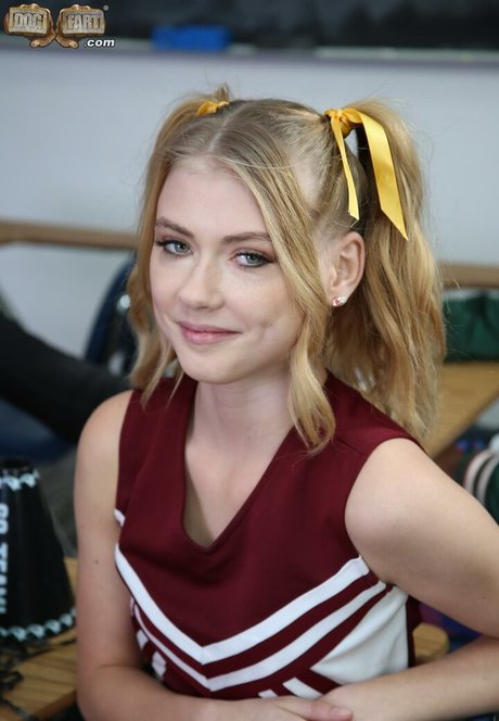 Hannah Hays pornstar erotic archive