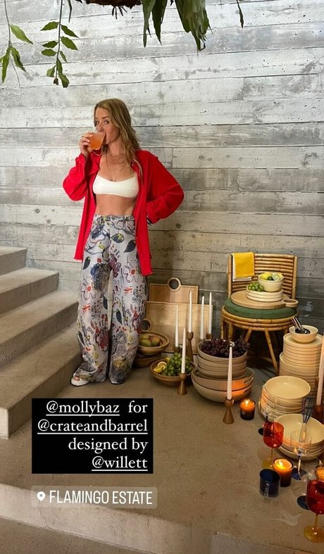 Molly Baz pretty pornstar gallery