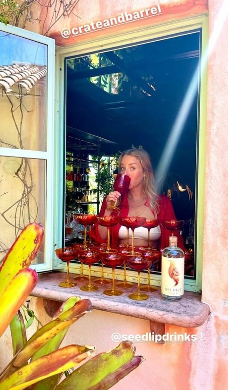 Molly Baz pornstar high quality gallery