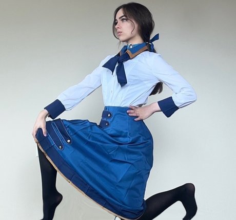 Awkspew roo2 top star pictures