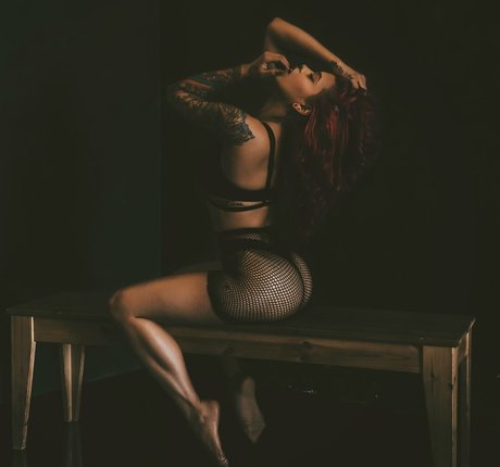 Miss Charlie Pearl pornstar art photo