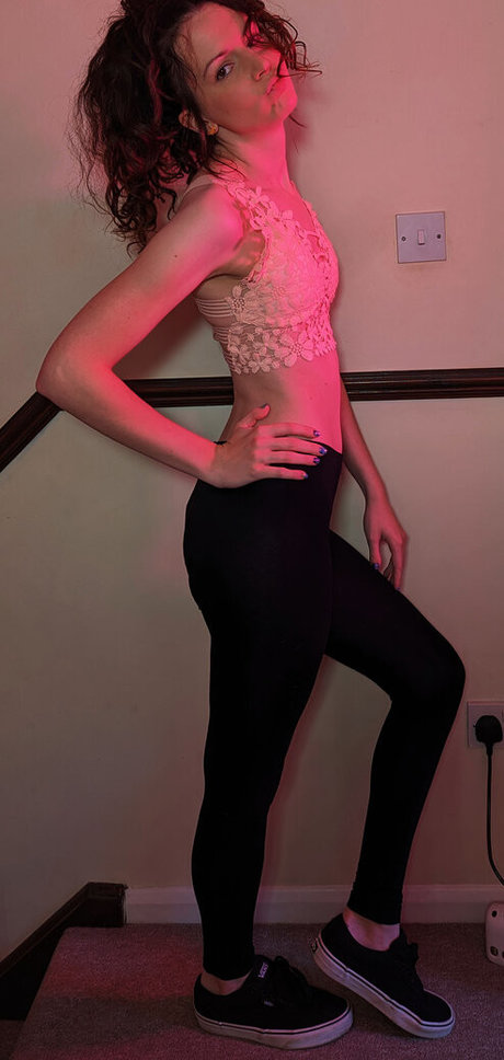 Lady ASMR pornstar art gallery