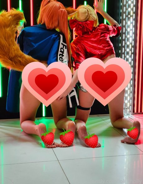 Loli Molly art star picture