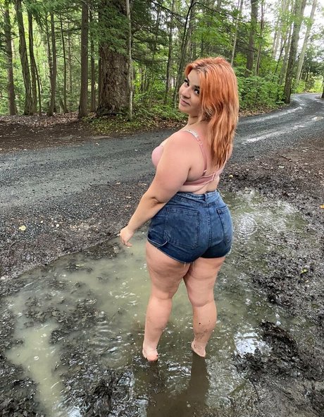 kallielonewolf17 nudes actress photo