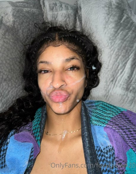 Foxybrown20 star sexy pictures