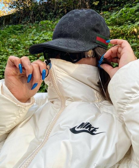 vtng br2 star nudes image