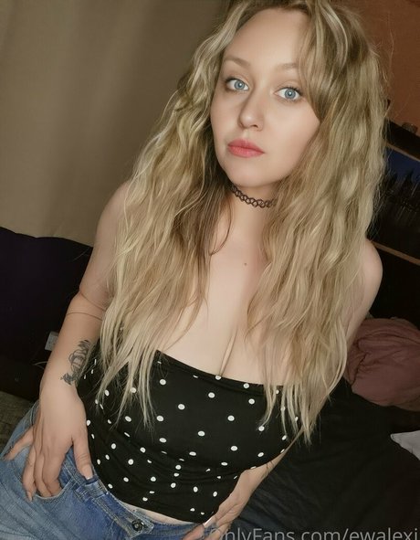 ewalexi pornstar top pic