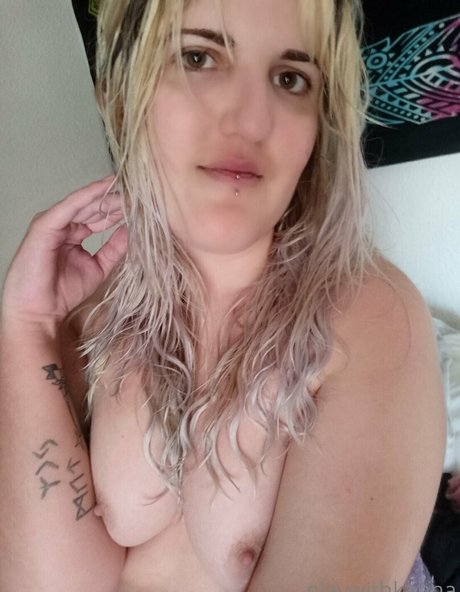 playwithkanna sex model image