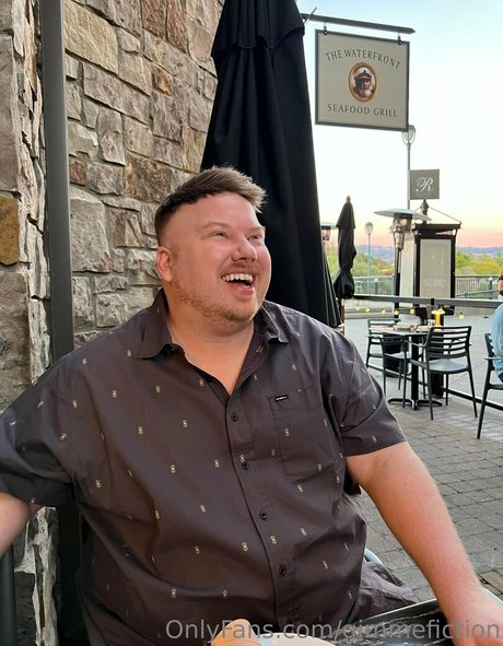 gimmefiction nude model archive