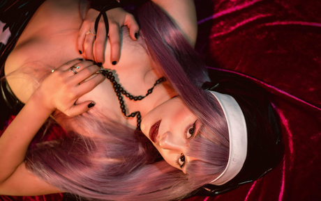 lighttati nude actress photo