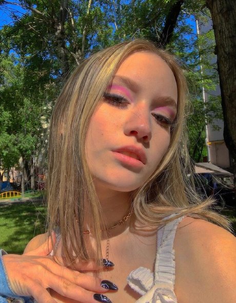 Diana Volynets pornstar naked pic