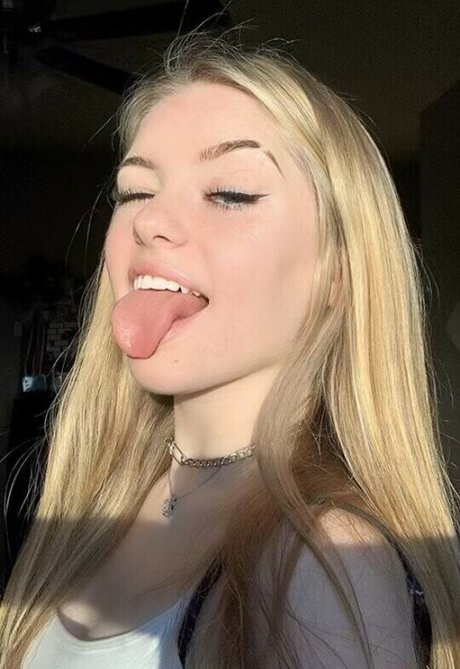 NaomiSkyex actress archive