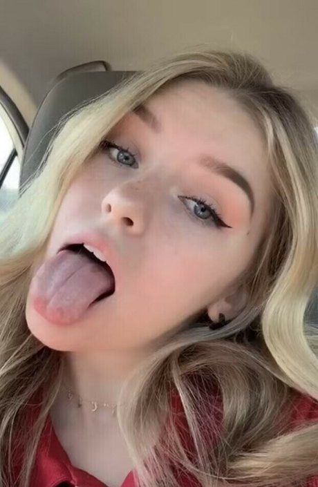 NaomiSkyex nudes star pictures