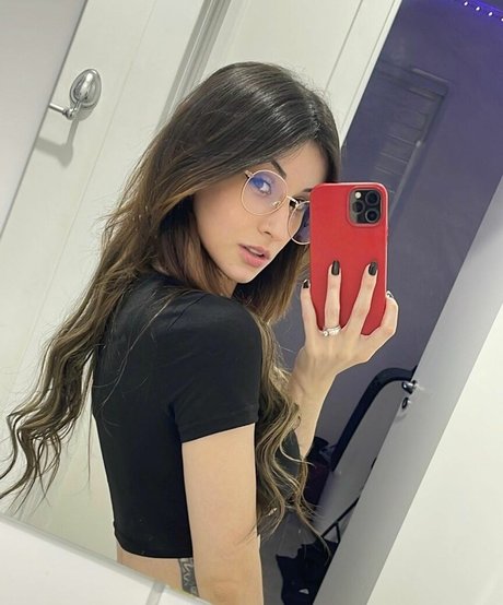 Rafaela Goulart model pornographic pictures